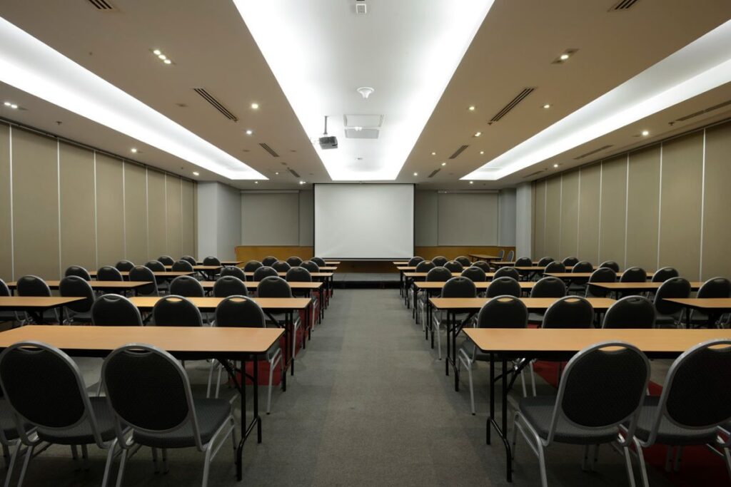 Choosing the Right Function Room for Your Event: What to Consider