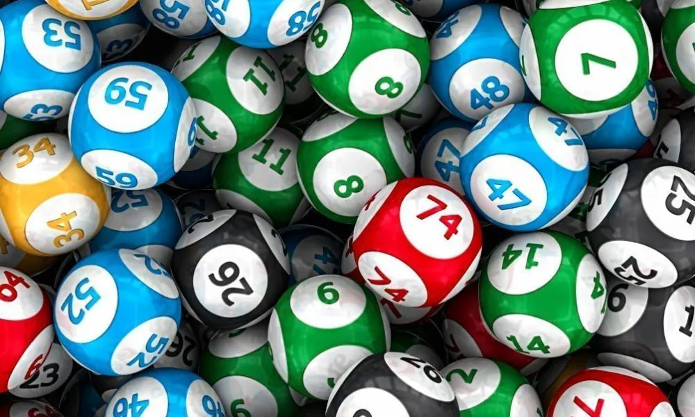 What drives price differences in online lottery tickets?